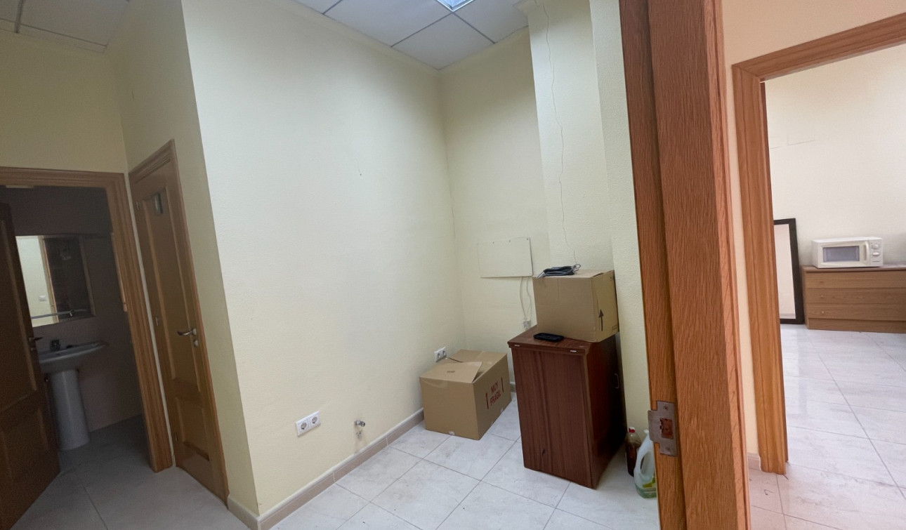 Reventa - Unidad Comercial - Guardamar del Segura