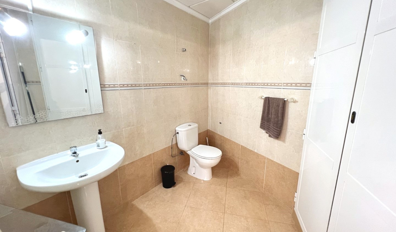 Reventa - Unidad Comercial - Guardamar del Segura