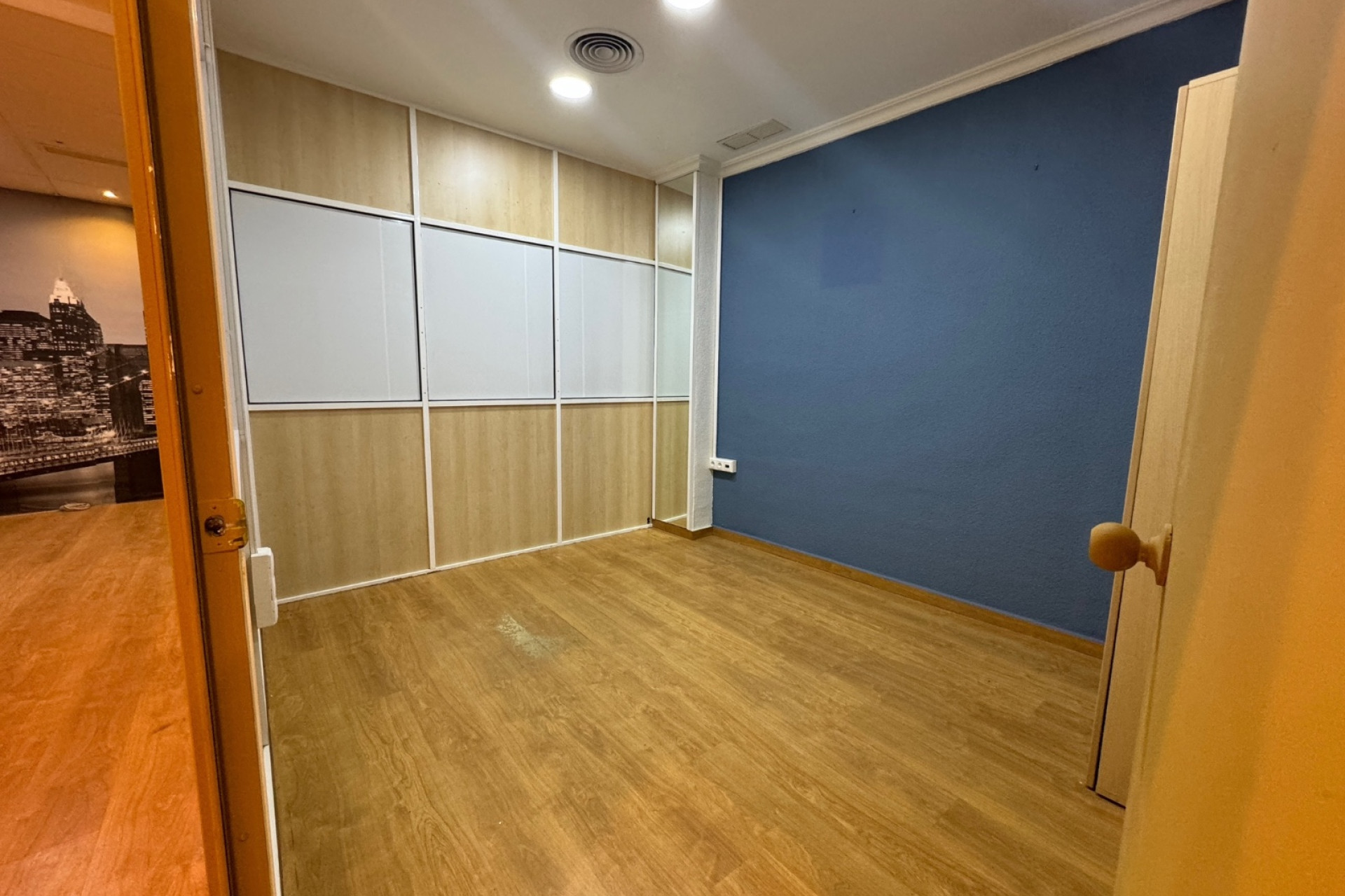 Reventa - Unidad Comercial - Guardamar del Segura