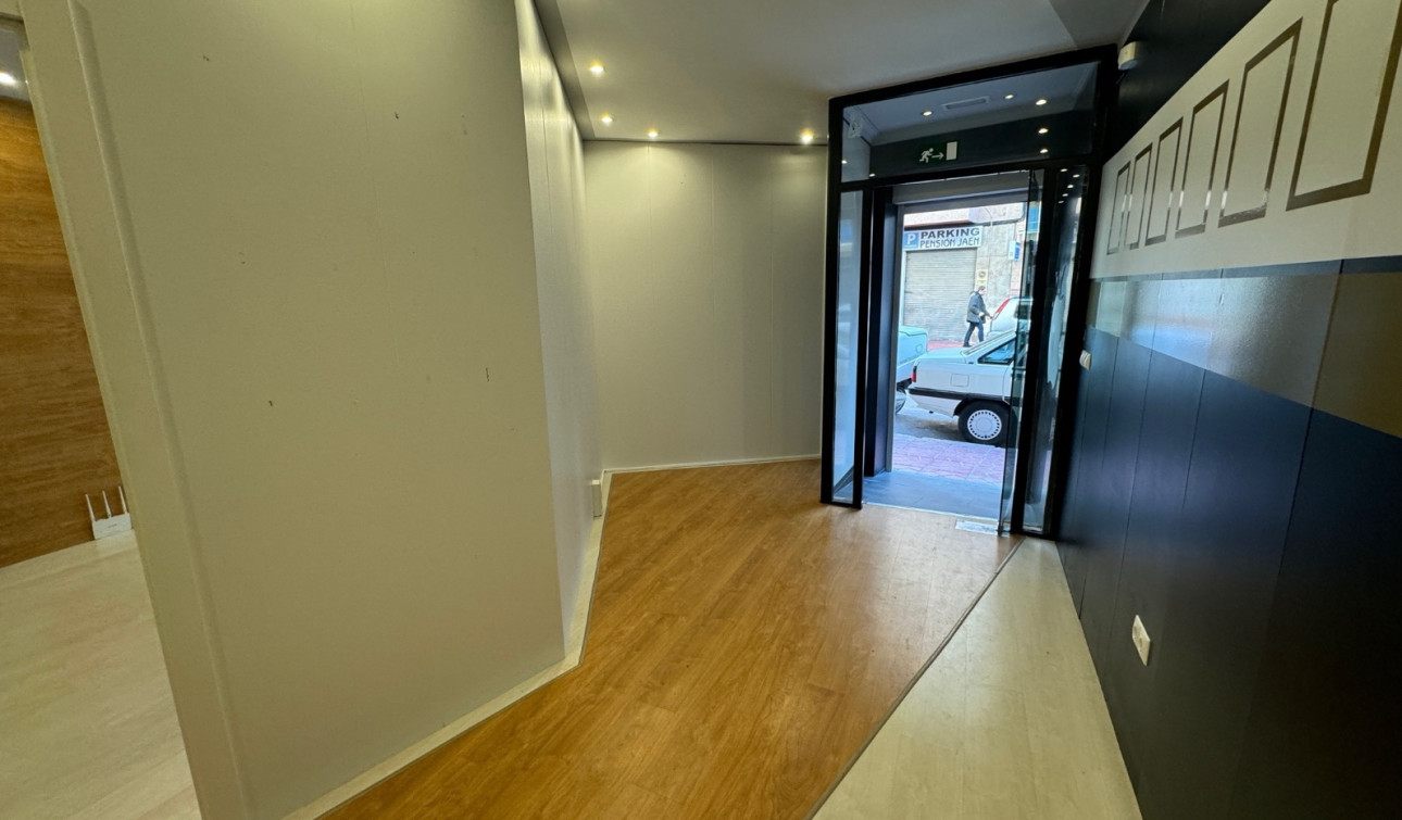 Reventa - Unidad Comercial - Guardamar del Segura