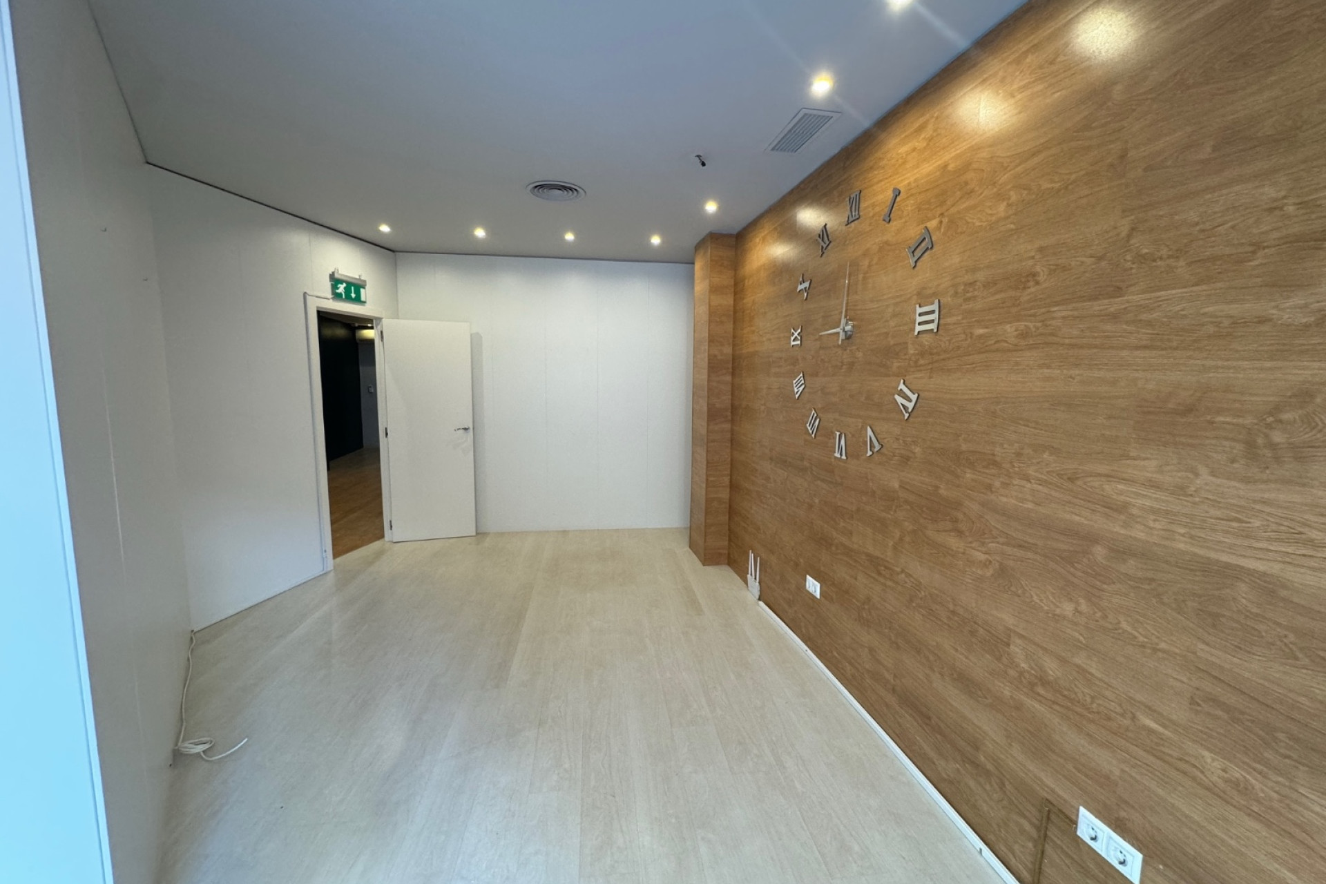 Reventa - Unidad Comercial - Guardamar del Segura