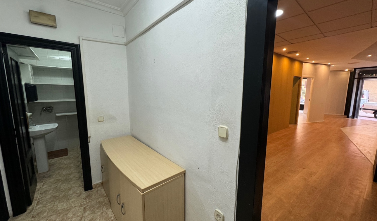 Reventa - Unidad Comercial - Guardamar del Segura