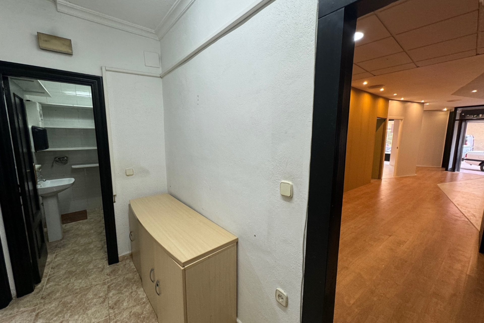 Reventa - Unidad Comercial - Guardamar del Segura