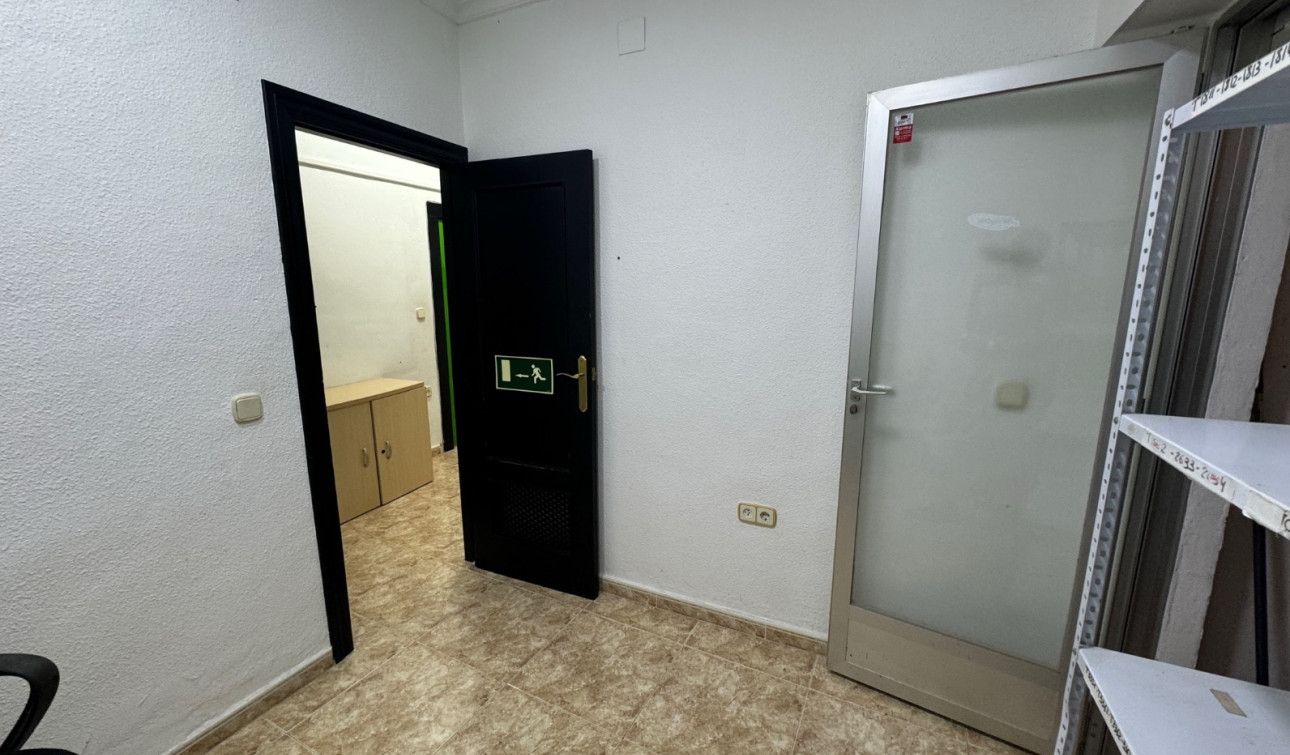 Reventa - Unidad Comercial - Guardamar del Segura