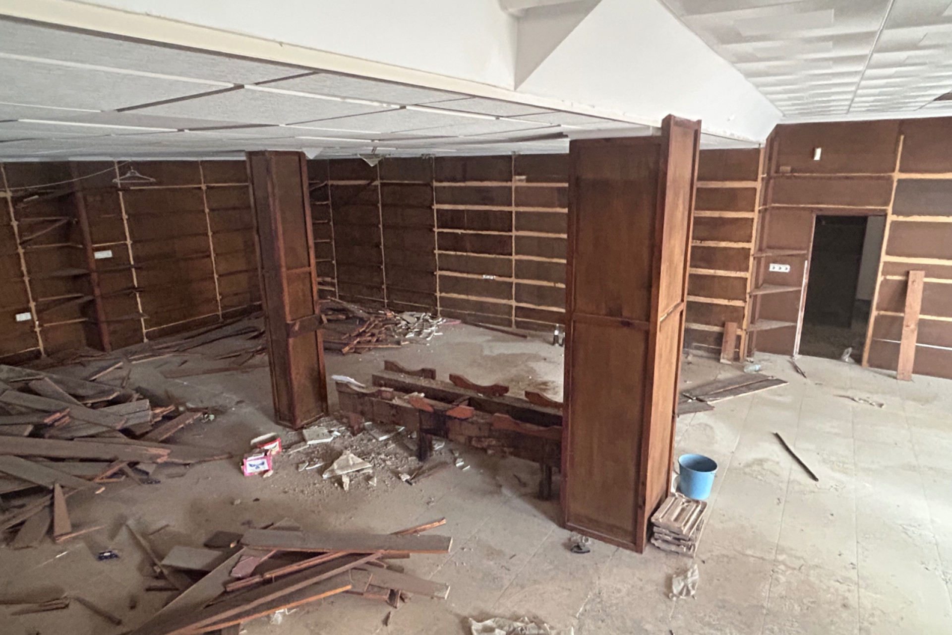 Reventa - Unidad Comercial - Jacarilla