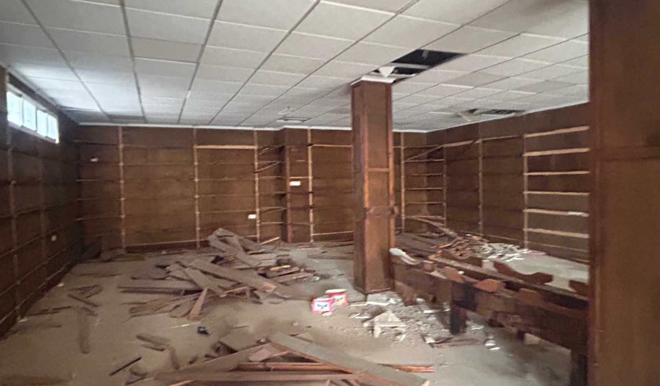 Reventa - Unidad Comercial - Jacarilla