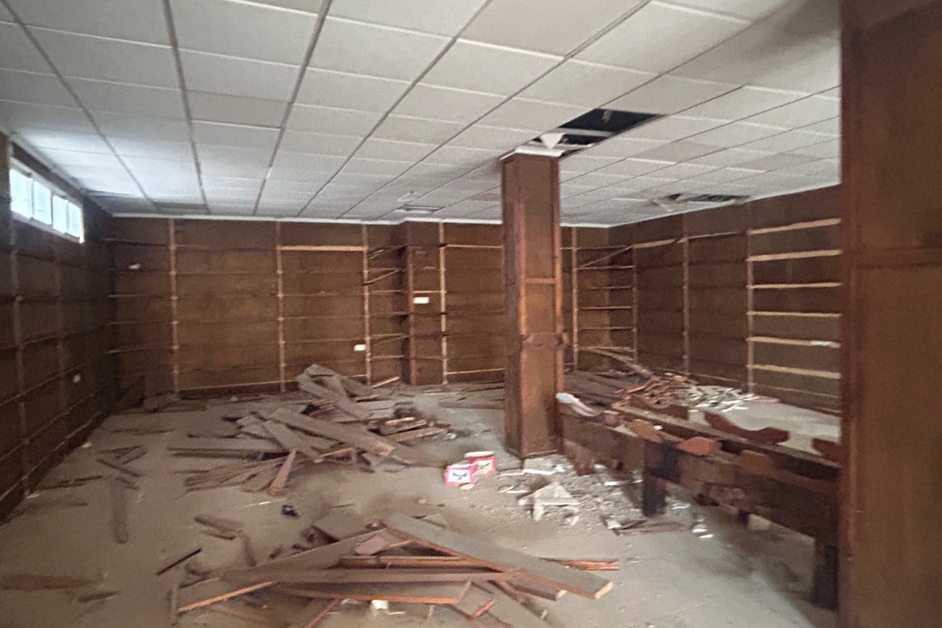 Reventa - Unidad Comercial - Jacarilla