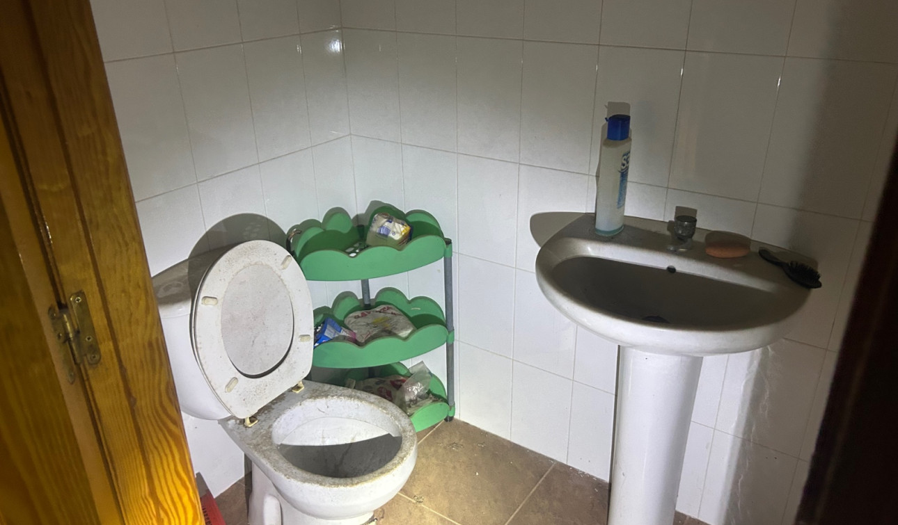 Reventa - Unidad Comercial - Jacarilla