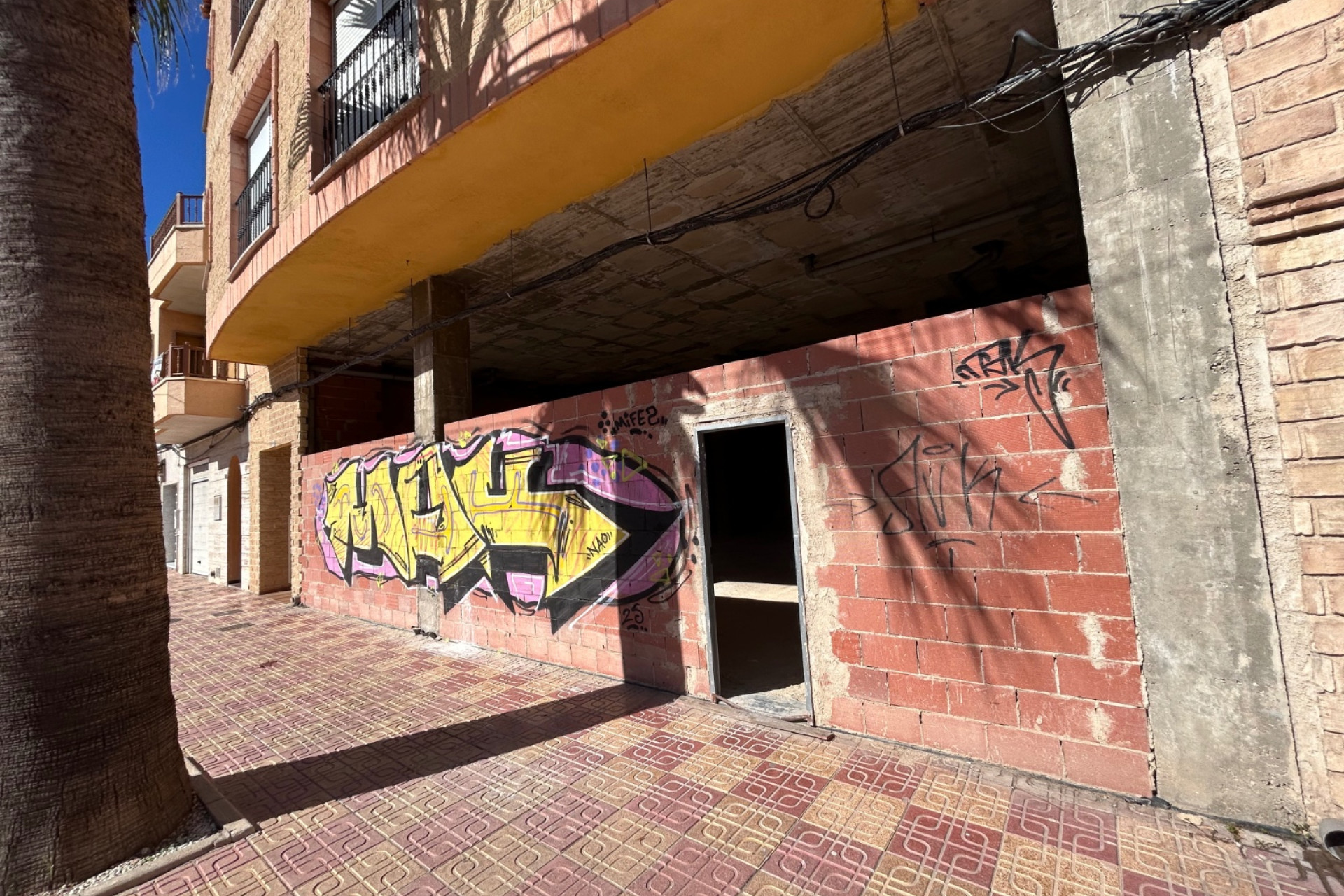 Reventa - Unidad Comercial - Jacarilla