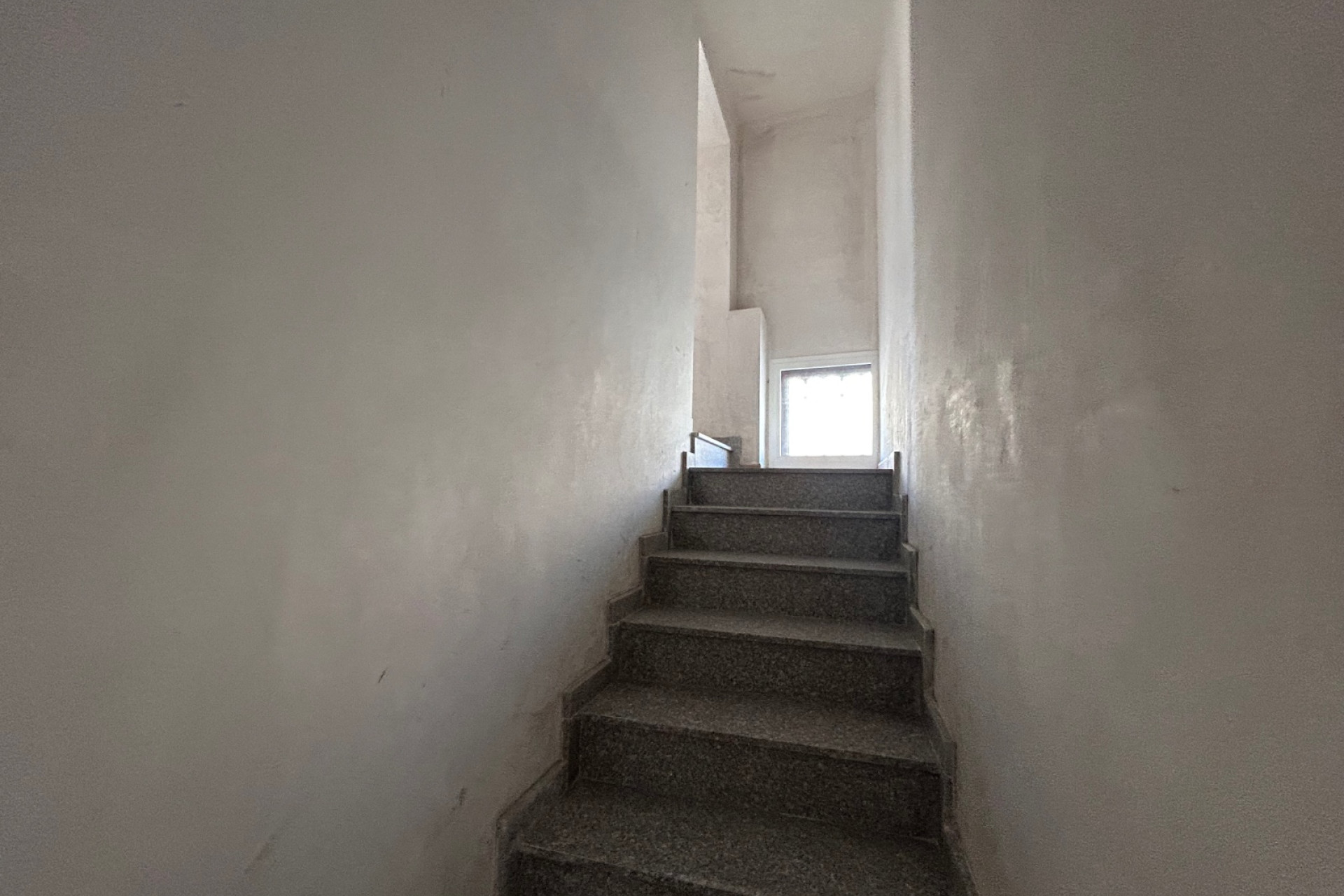 Reventa - Unidad Comercial - Jacarilla