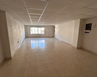 Reventa - Unidad Comercial - Jacarilla