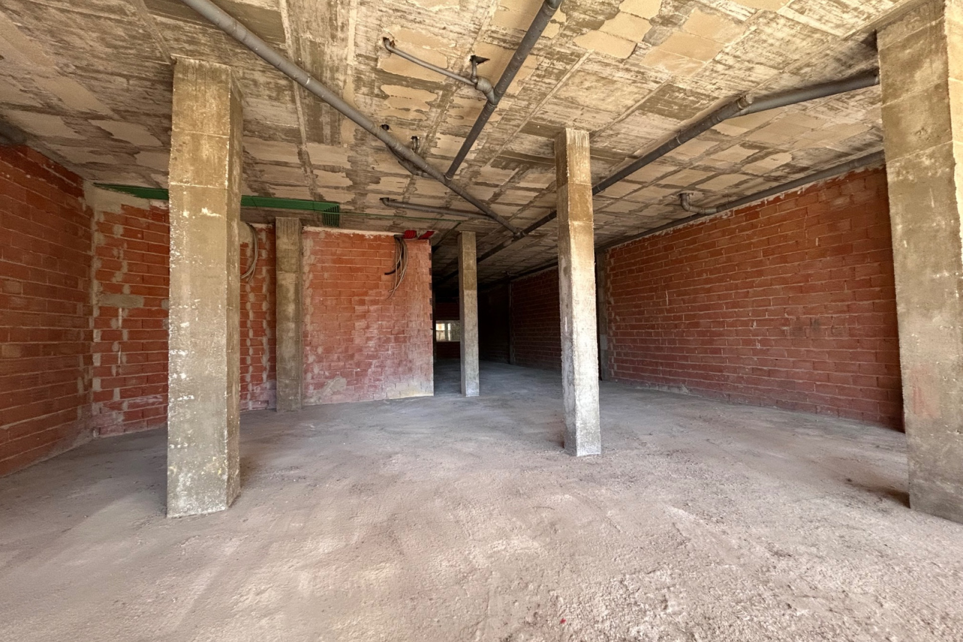 Reventa - Unidad Comercial - Jacarilla