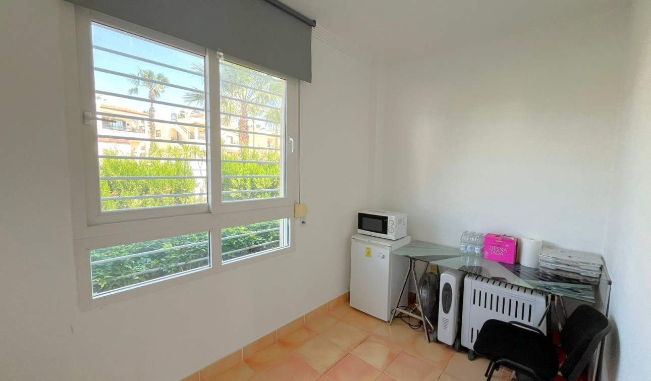 Reventa - Unidad Comercial - Orihuela Costa - Playa Flamenca