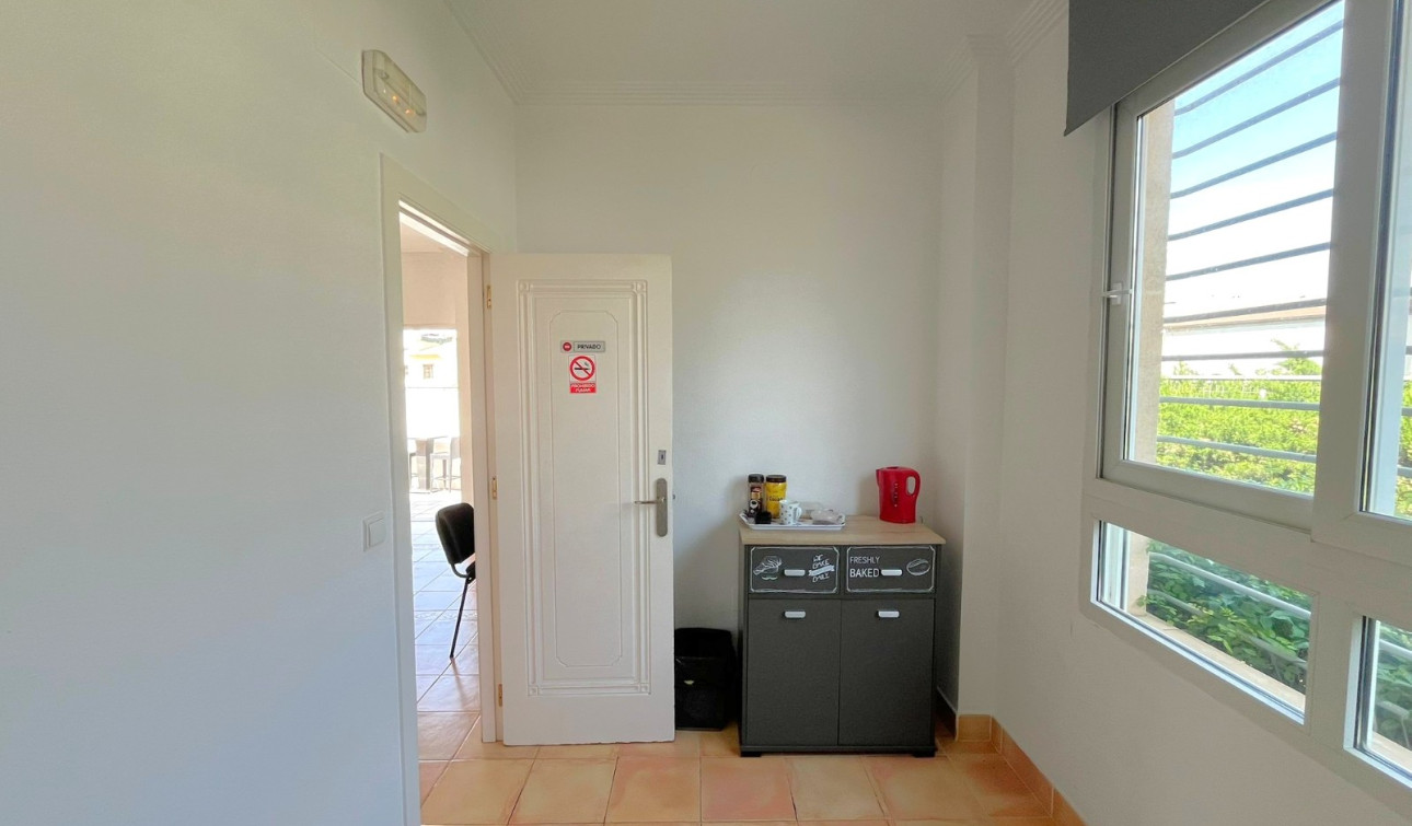 Reventa - Unidad Comercial - Orihuela Costa - Playa Flamenca