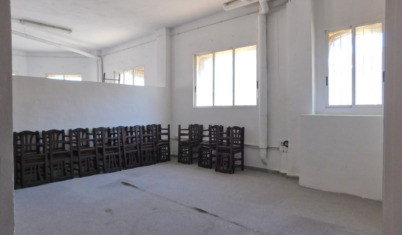 Reventa - Unidad Comercial - San Miguel de Salinas