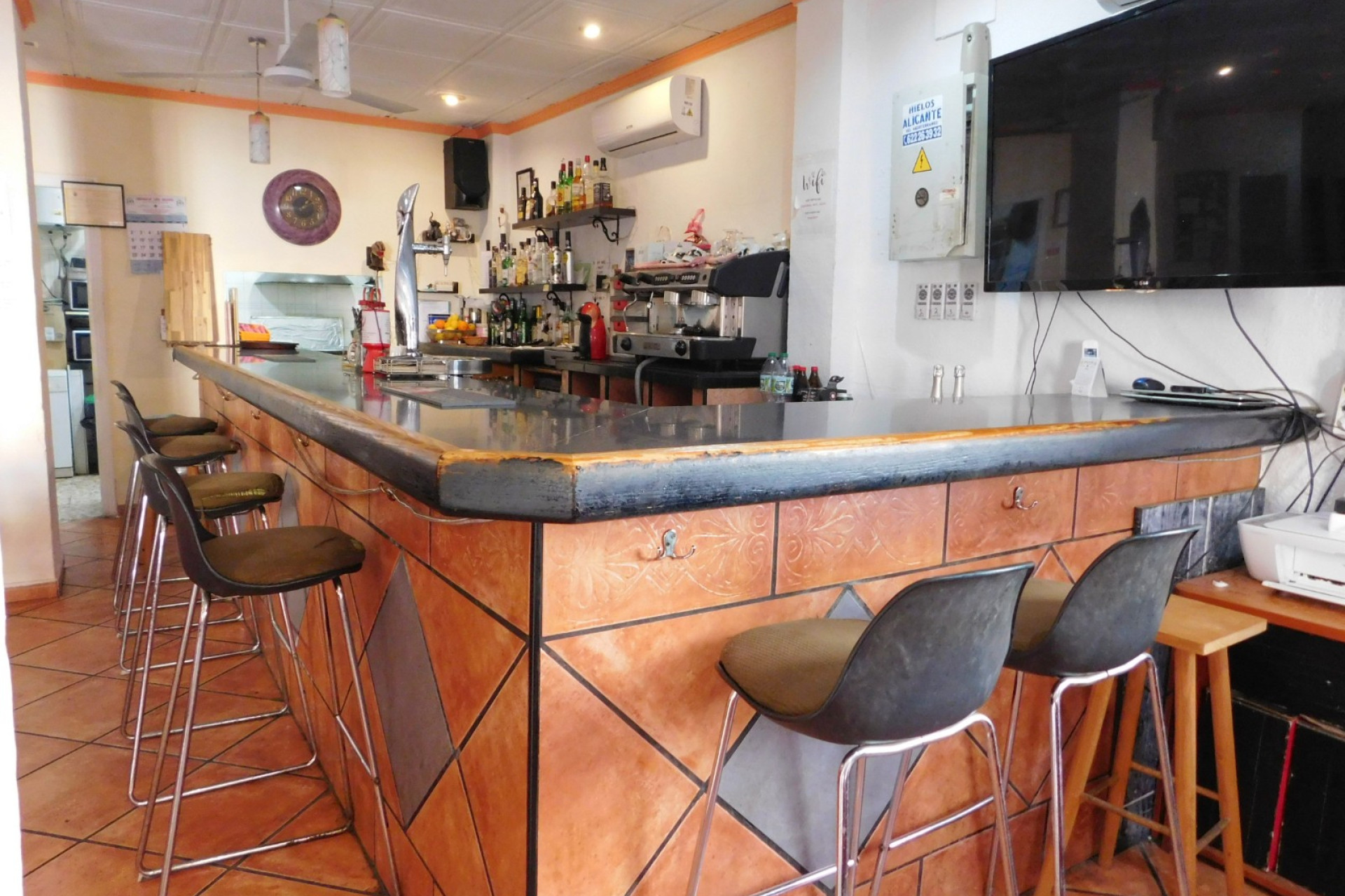 Reventa - Unidad Comercial - San Miguel de Salinas