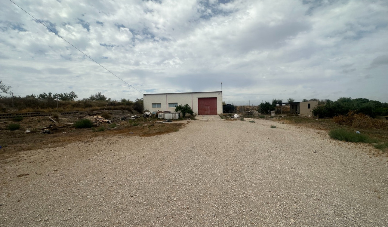 Reventa - Unidad Comercial - Torremendo