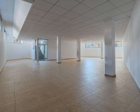 Reventa - Unidad Comercial - Torrevieja - Antonio Machado