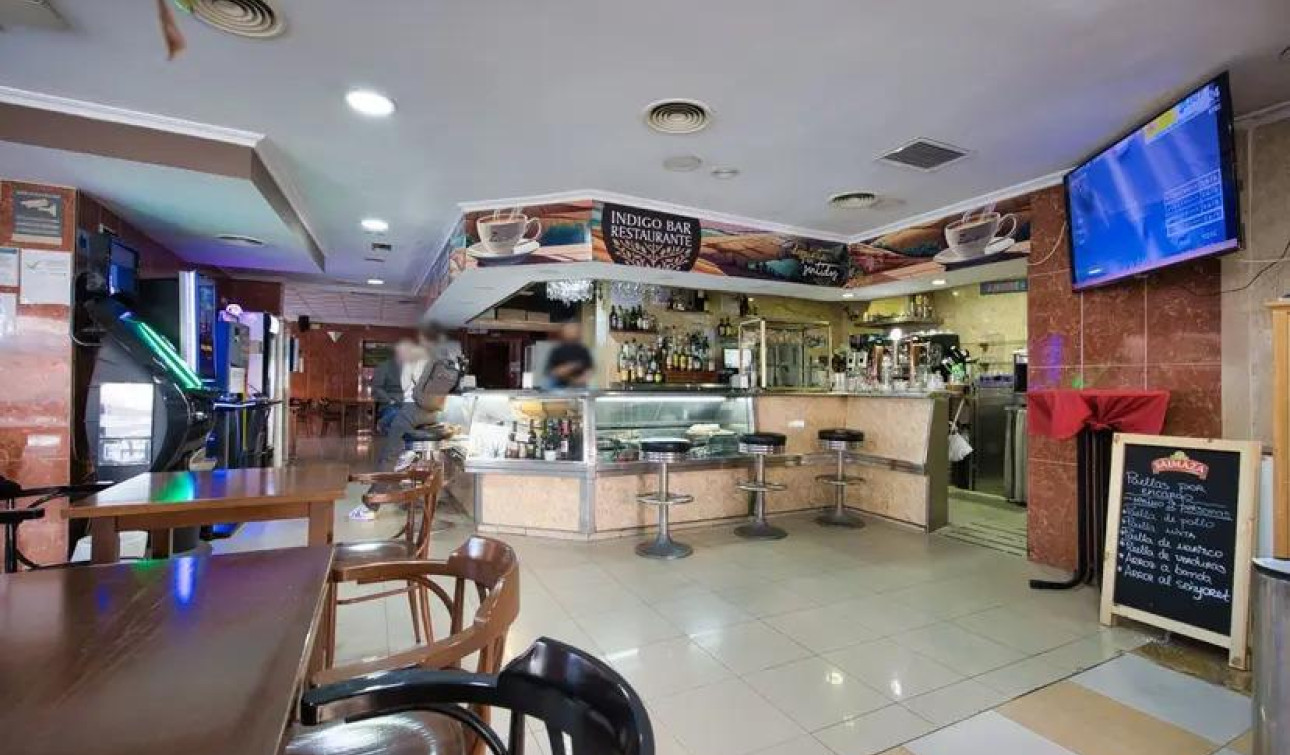 Reventa - Unidad Comercial - Torrevieja - Centro