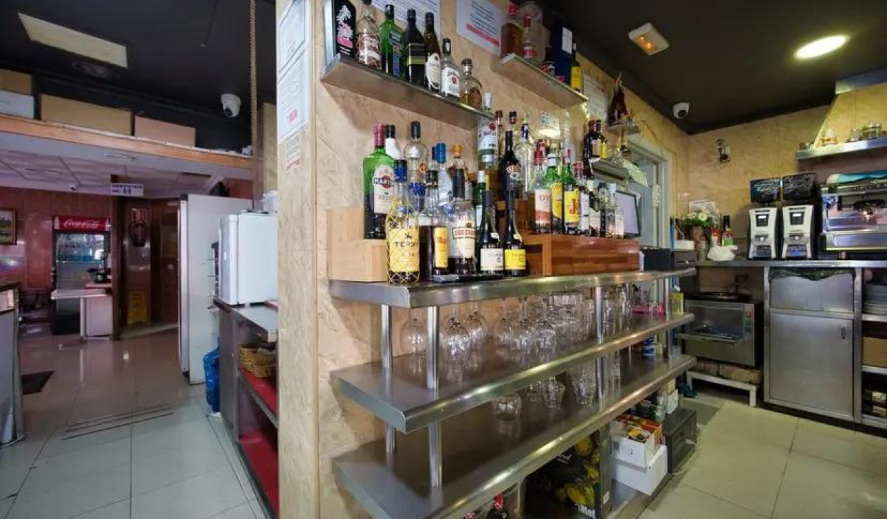 Reventa - Unidad Comercial - Torrevieja - Centro