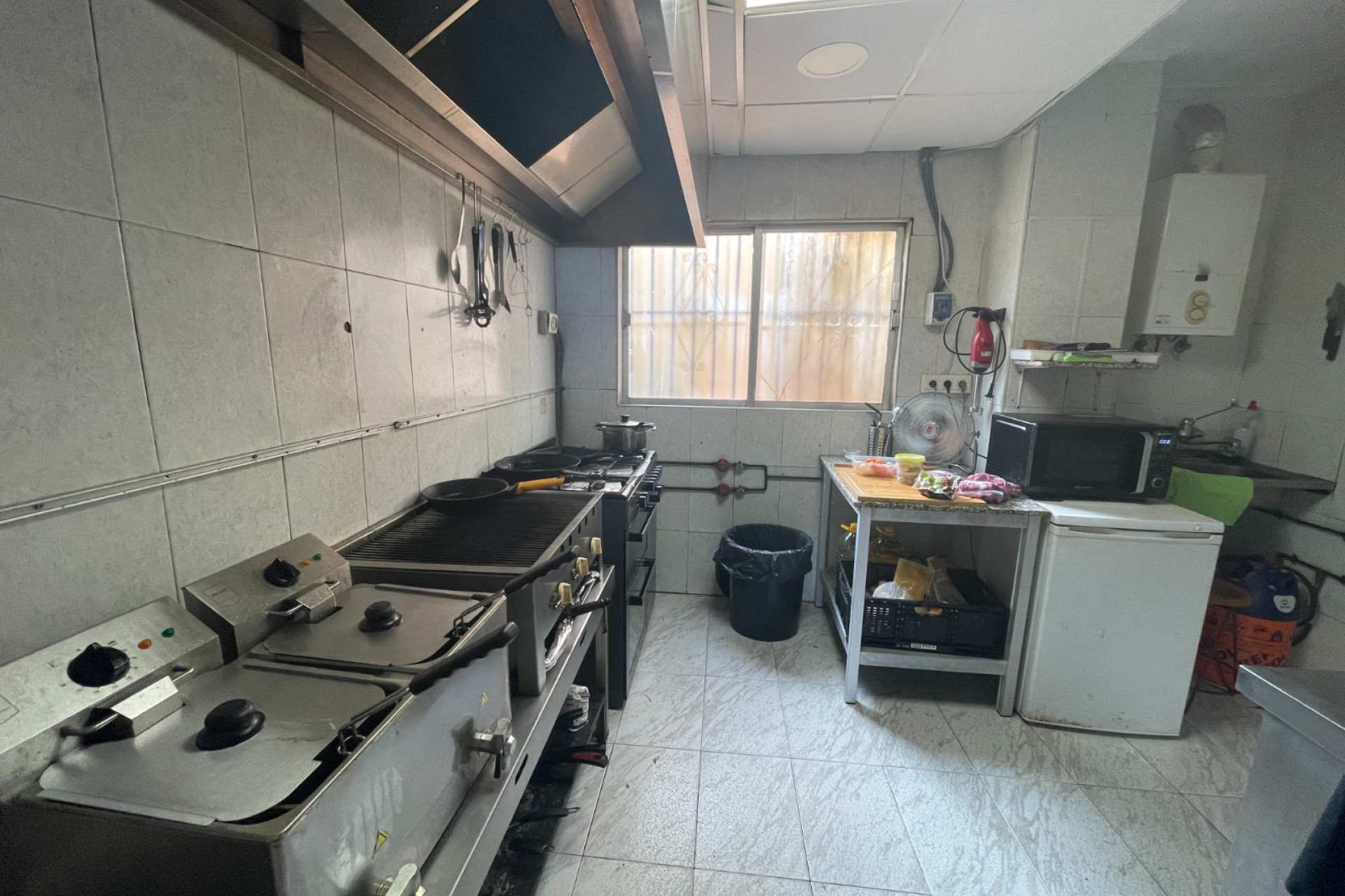 Reventa - Unidad Comercial - Torrevieja - Comunidad Valenciana