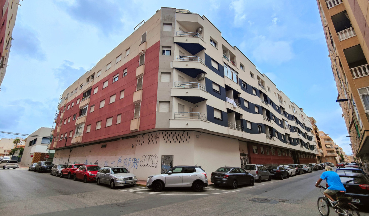 Reventa - Unidad Comercial - Torrevieja - El Acequión - Los Náufragos