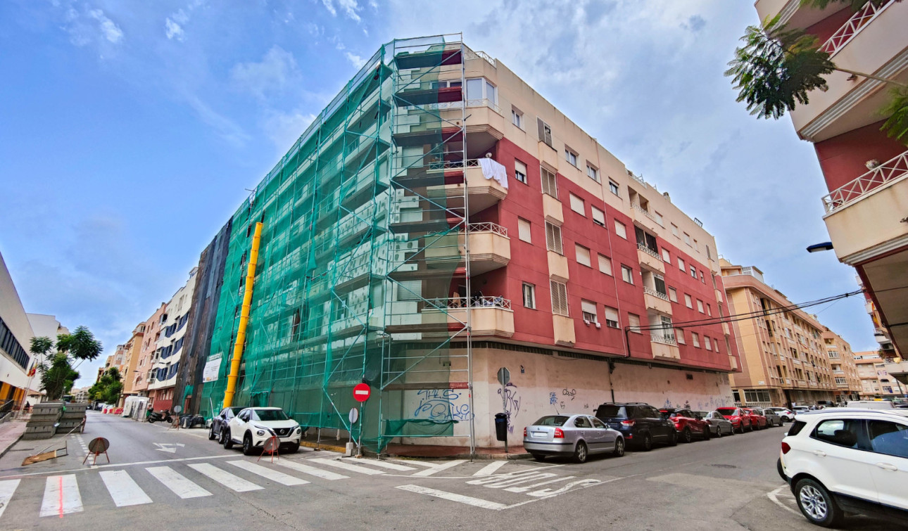 Reventa - Unidad Comercial - Torrevieja - El Acequión - Los Náufragos