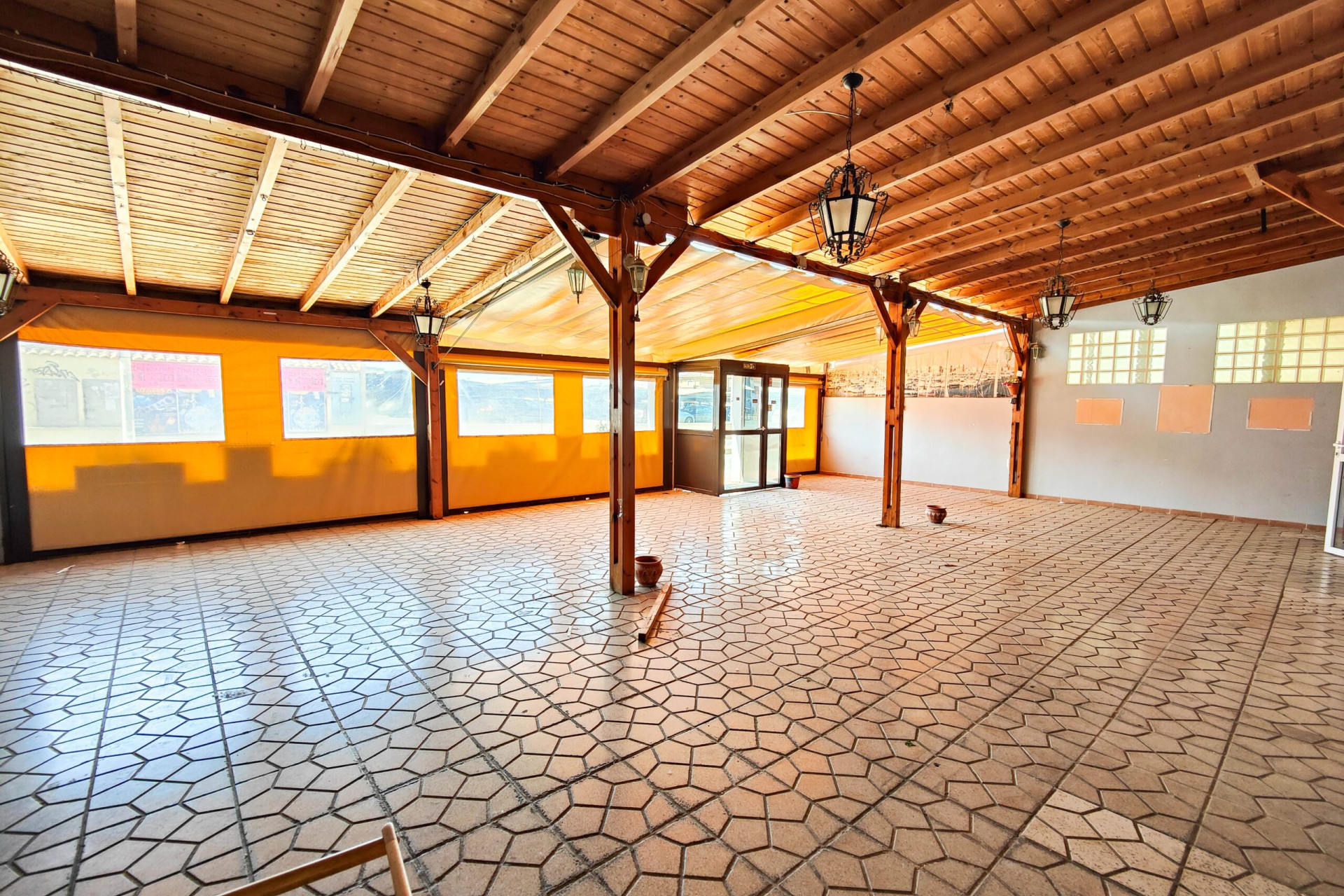 Reventa - Unidad Comercial - Torrevieja - La Siesta - El Chaparral - San Luis