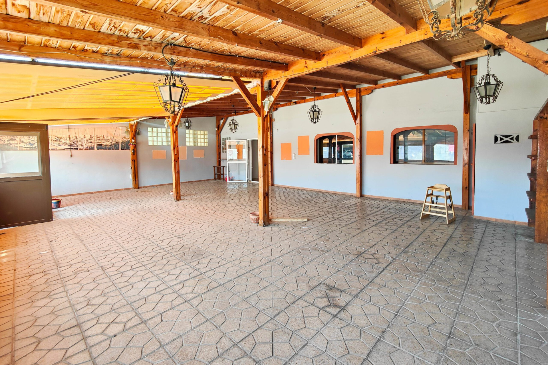 Reventa - Unidad Comercial - Torrevieja - La Siesta - El Chaparral - San Luis