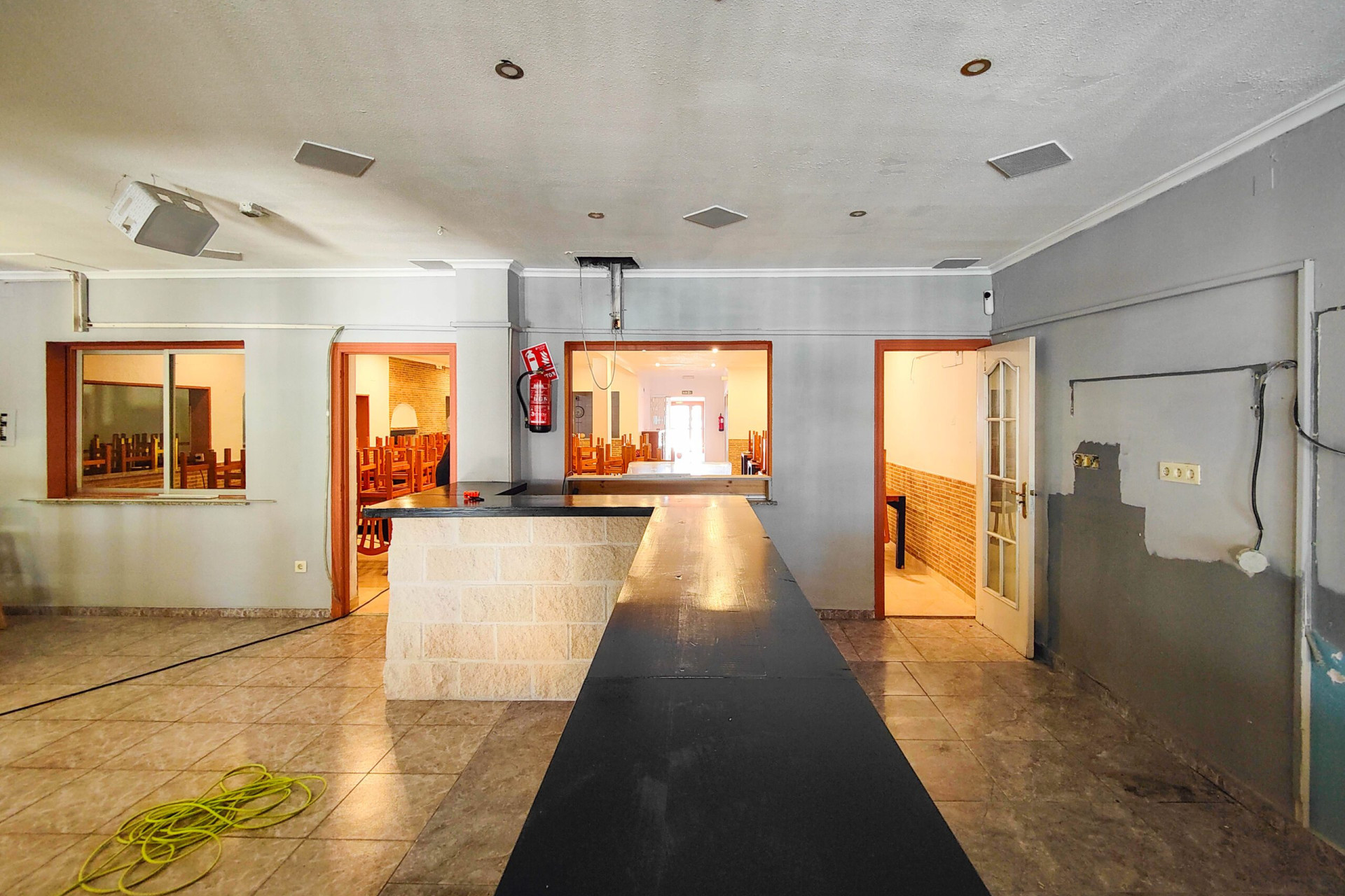 Reventa - Unidad Comercial - Torrevieja - La Siesta - El Salado - Torreta
