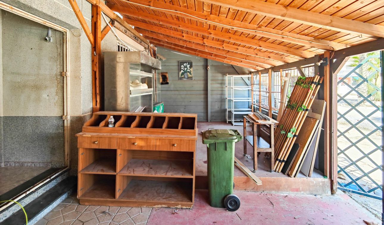 Reventa - Unidad Comercial - Torrevieja - La Siesta - El Salado - Torreta