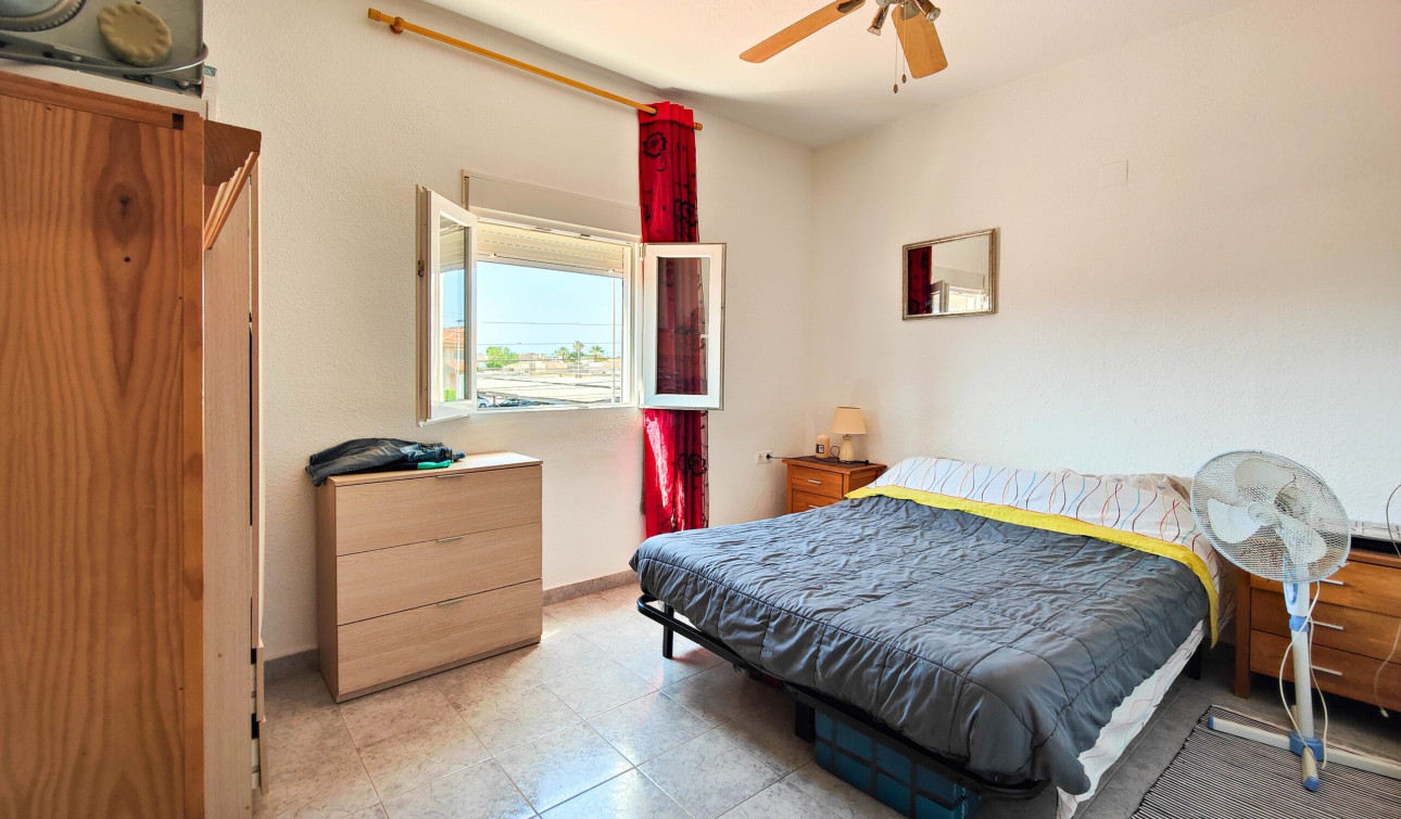 Reventa - Unidad Comercial - Torrevieja - La Siesta - El Salado - Torreta