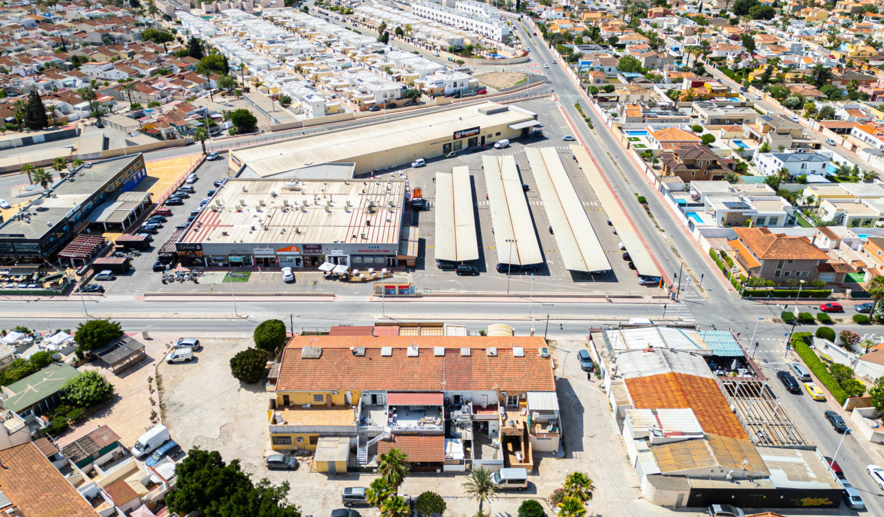 Reventa - Unidad Comercial - Torrevieja - La Siesta - El Salado - Torreta