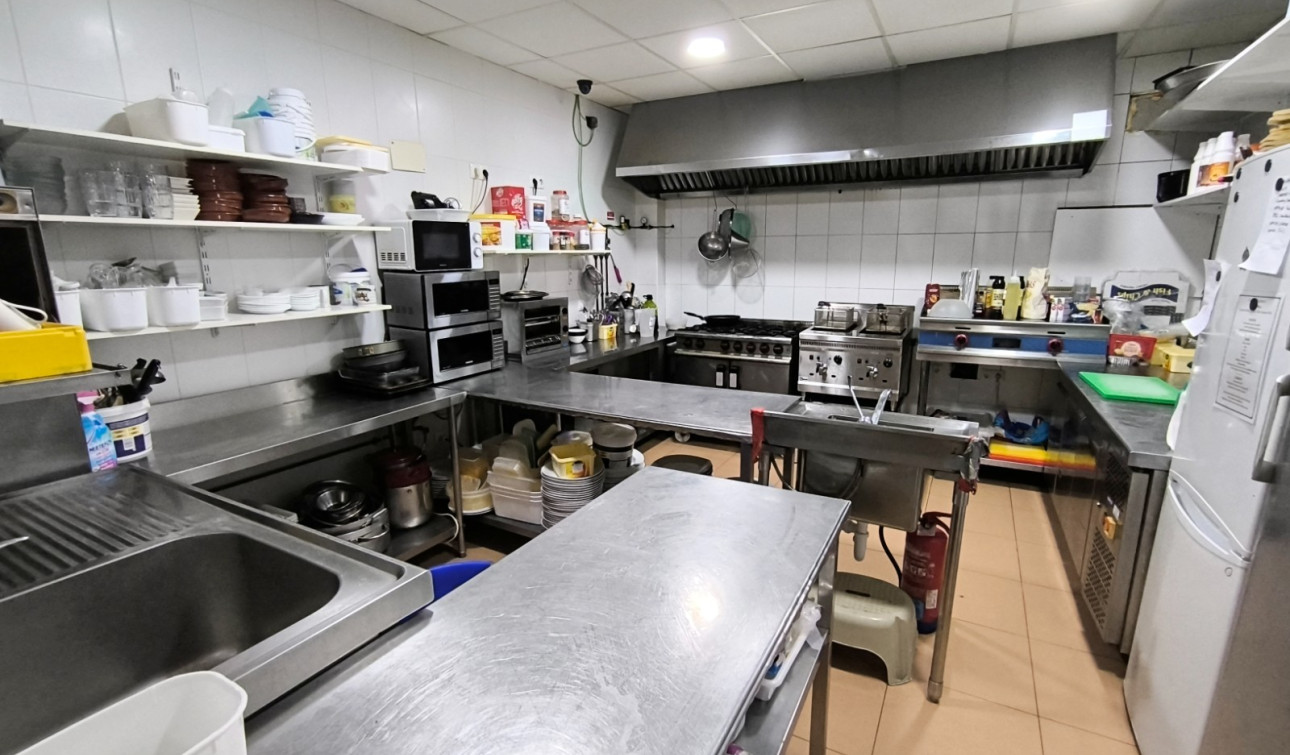 Reventa - Unidad Comercial - Villamartín