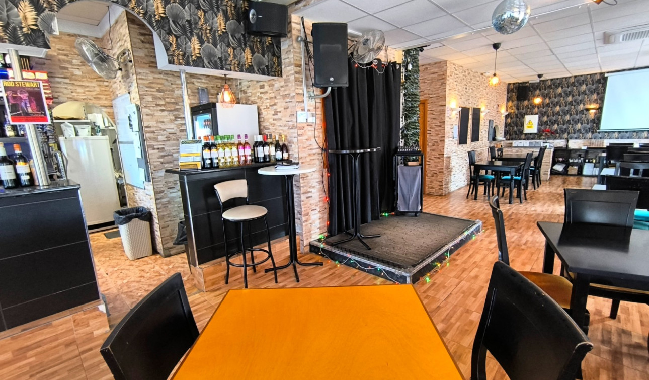 Reventa - Unidad Comercial - Villamartín