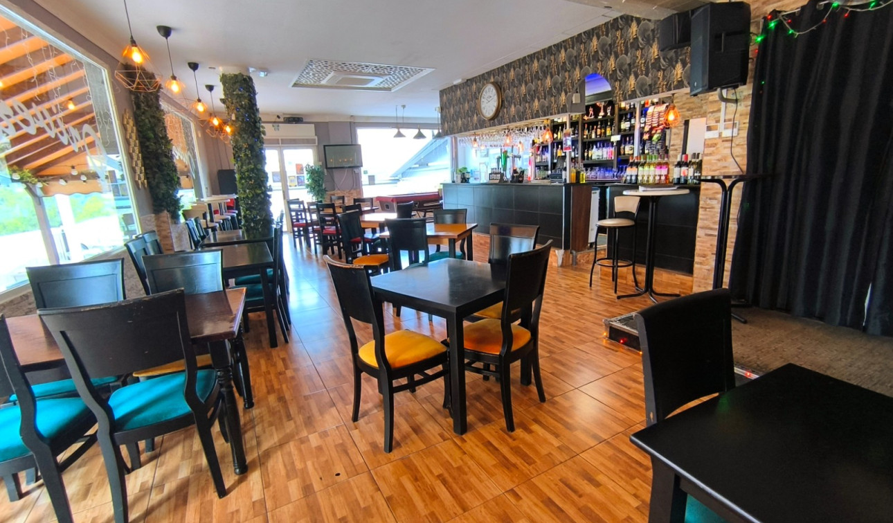 Reventa - Unidad Comercial - Villamartín