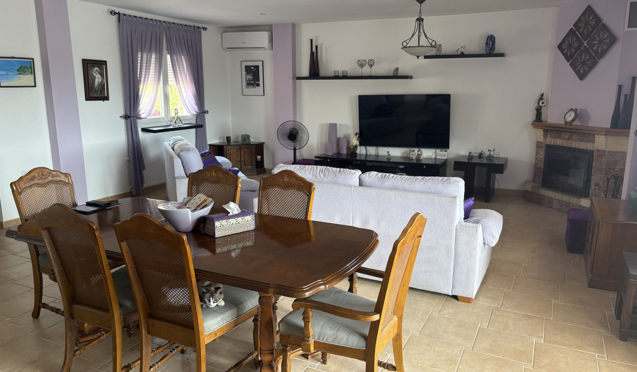 Reventa - Villa independiente - Algorfa