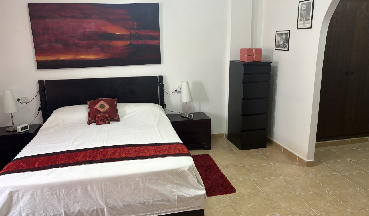 Reventa - Villa independiente - Algorfa