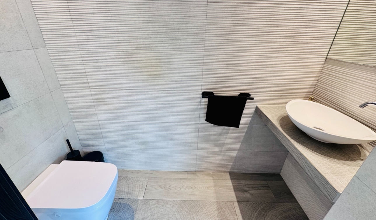 Reventa - Villa independiente - Algorfa