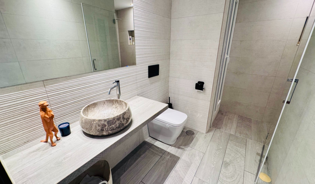 Reventa - Villa independiente - Algorfa