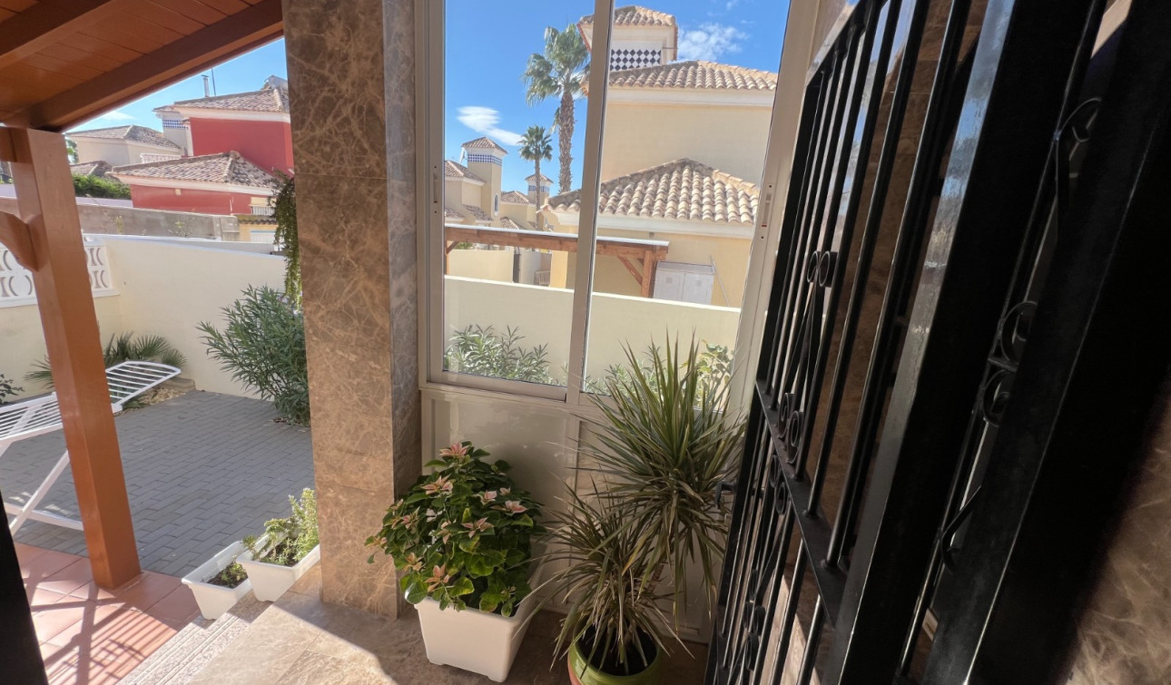 Reventa - Villa independiente - Algorfa