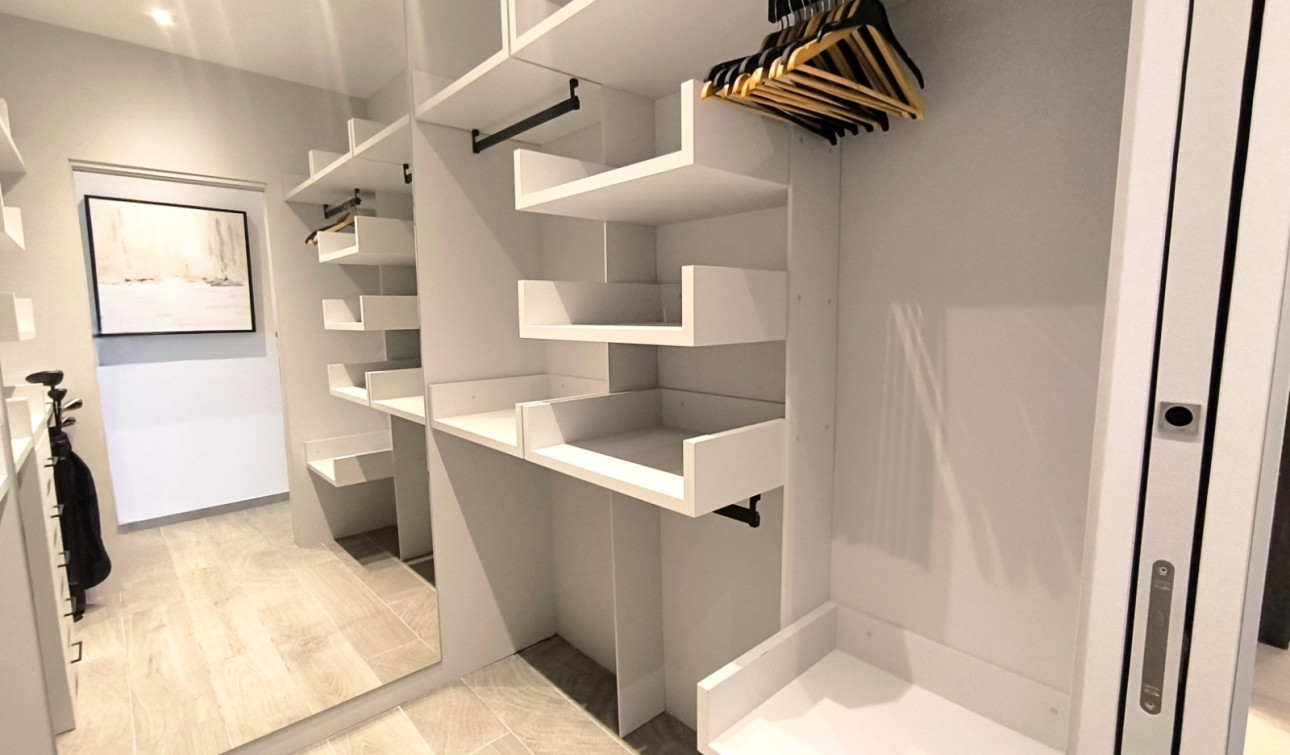 Reventa - Villa independiente - Algorfa