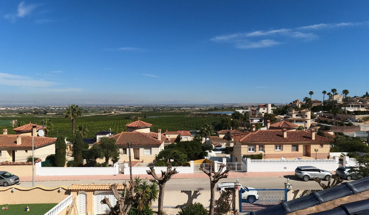 Reventa - Villa independiente - Algorfa