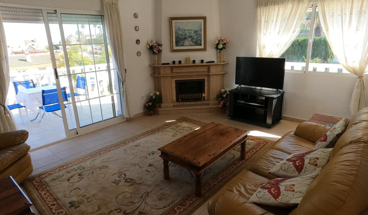 Reventa - Villa independiente - Algorfa