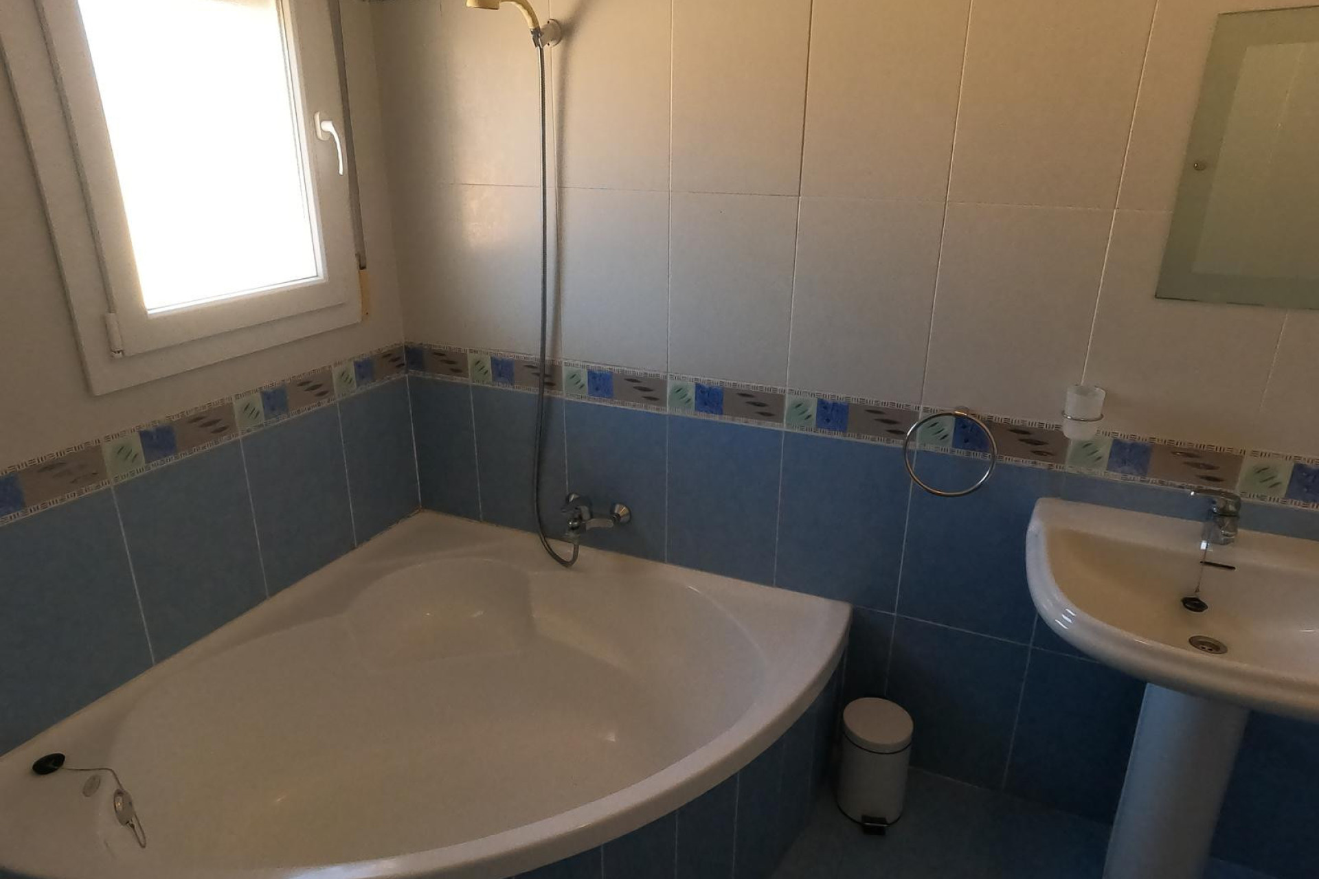 Reventa - Villa independiente - Algorfa