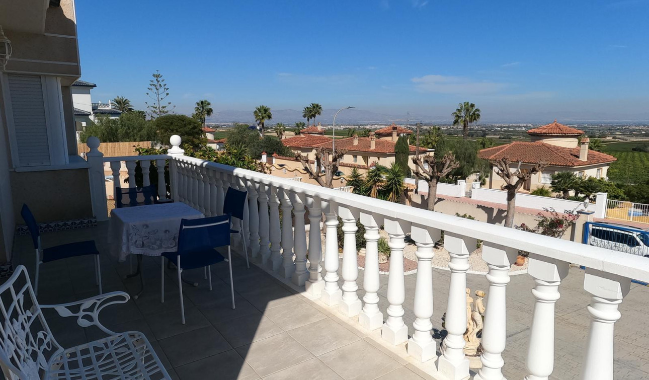 Reventa - Villa independiente - Algorfa