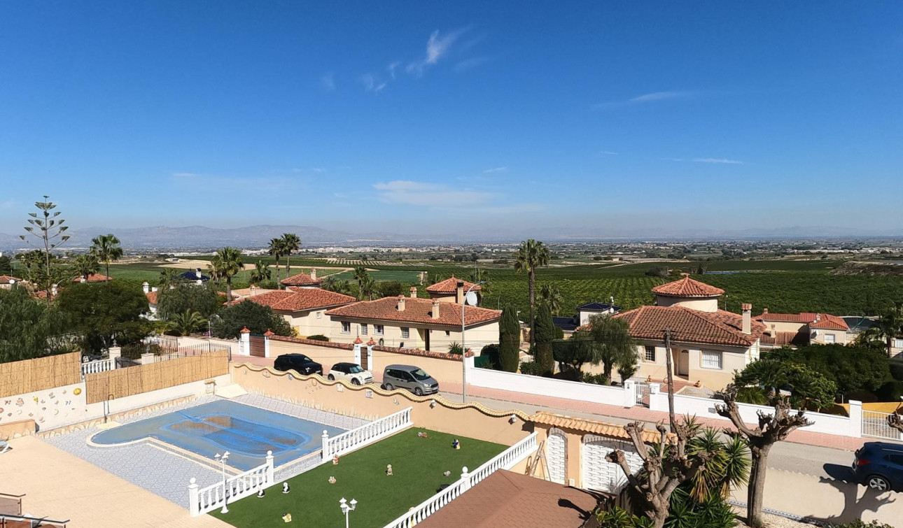 Reventa - Villa independiente - Algorfa