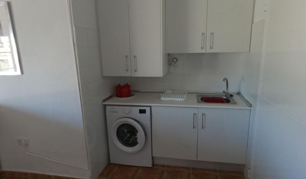 Reventa - Villa independiente - Algorfa