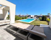 Reventa - Villa independiente - Algorfa