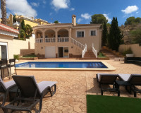 Reventa - Villa independiente - Algorfa